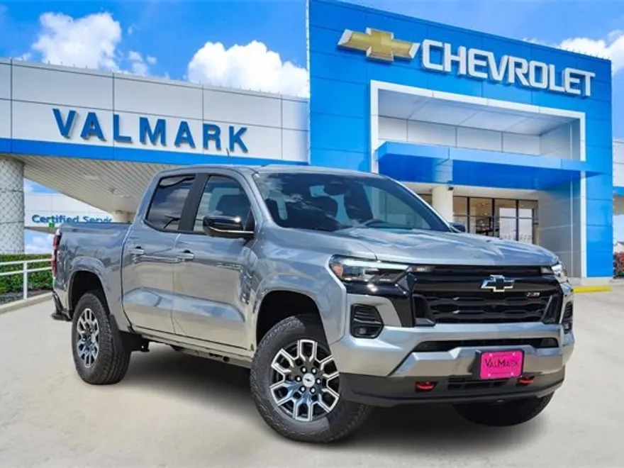 2026 Chevrolet Colorado Z71 photo 1