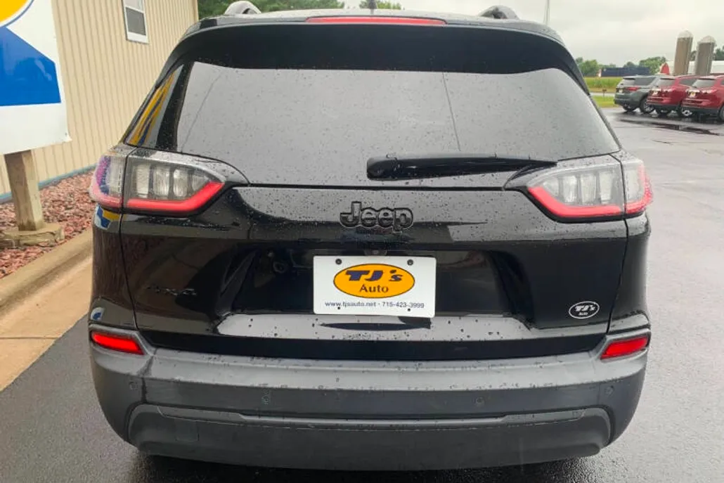 2020 Jeep Cherokee Altitude photo 1
