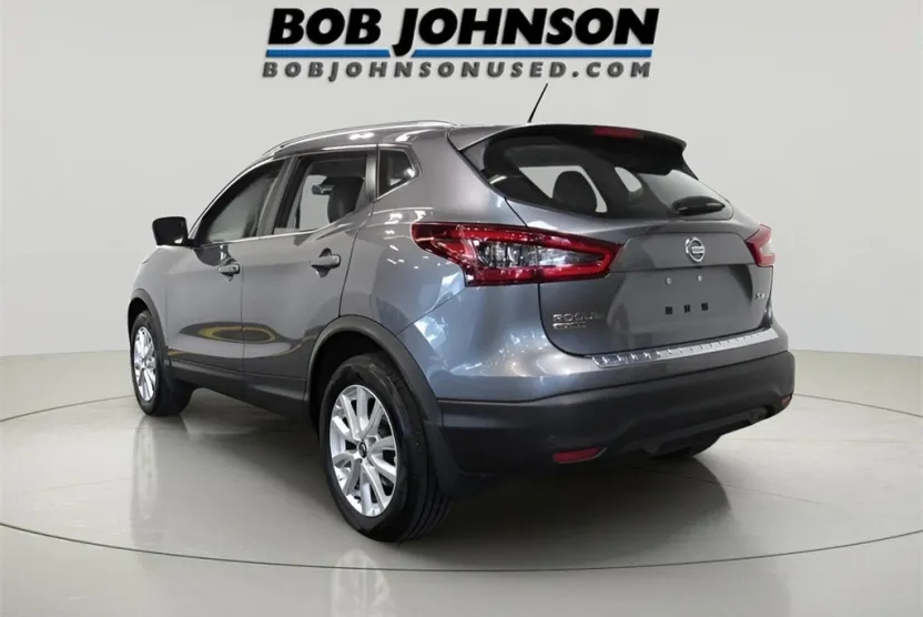 2022 Nissan Rogue Sport SV photo 1