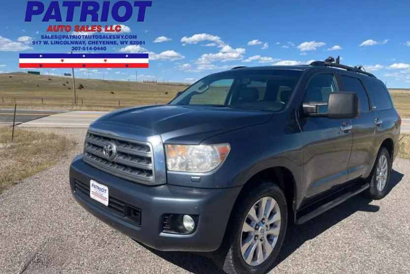 2008 Toyota Sequoia Platinum photo 1