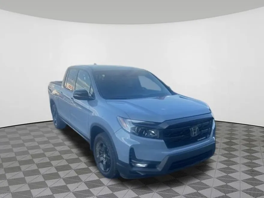 2025 Honda Ridgeline Black Edition photo 1