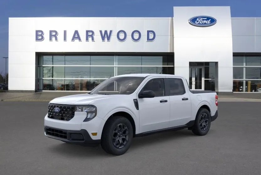 2025 Ford Maverick XLT photo 1