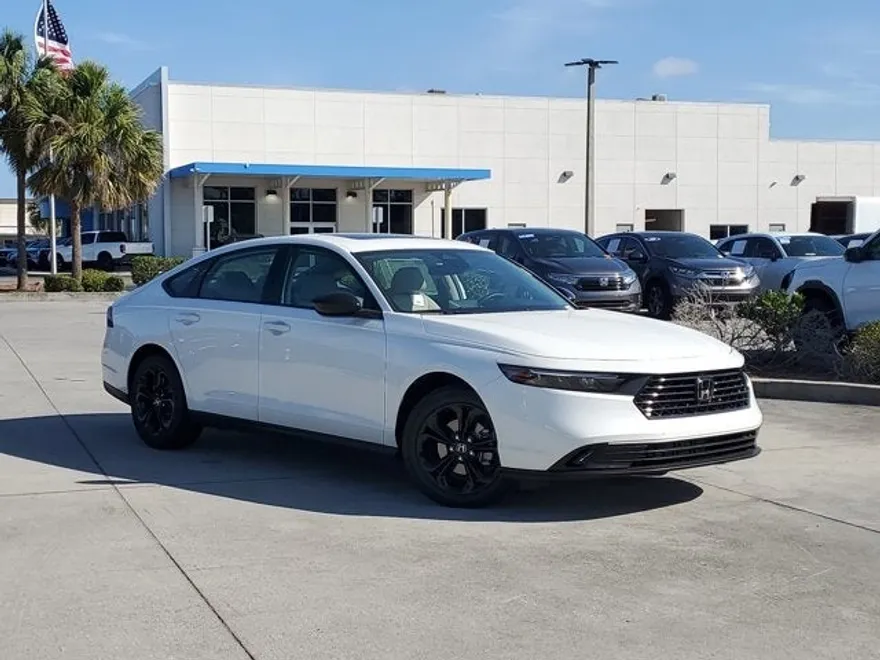 2025 Honda Accord SE photo 1