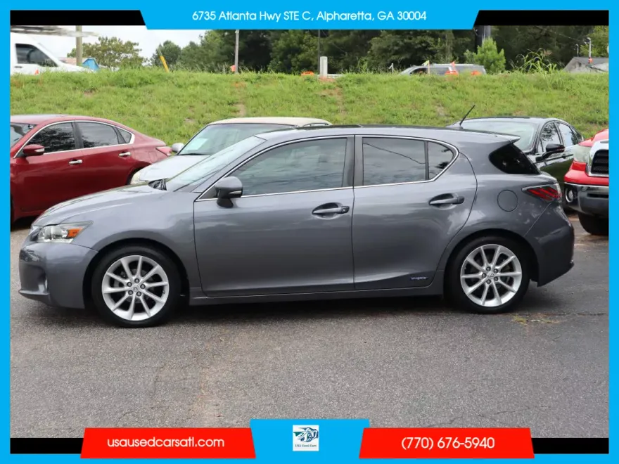 2012 Lexus CT 200h photo 1