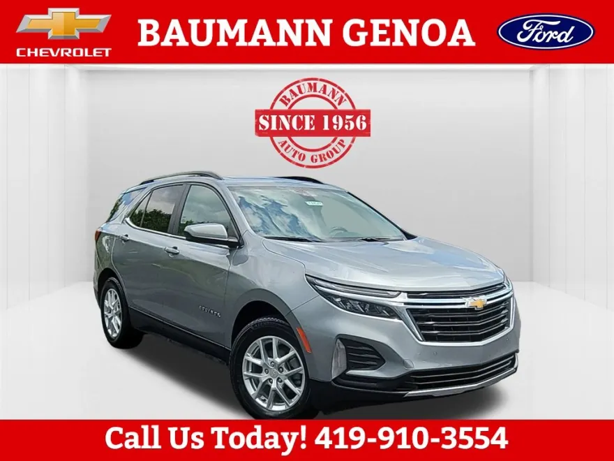2023 Chevrolet Equinox LT photo 1