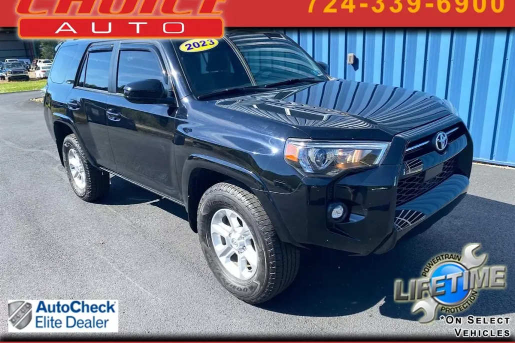 2023 Toyota 4Runner SR5 4WD photo 1