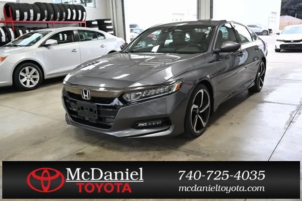 2018 Honda Accord Sport 2.0T photo 1
