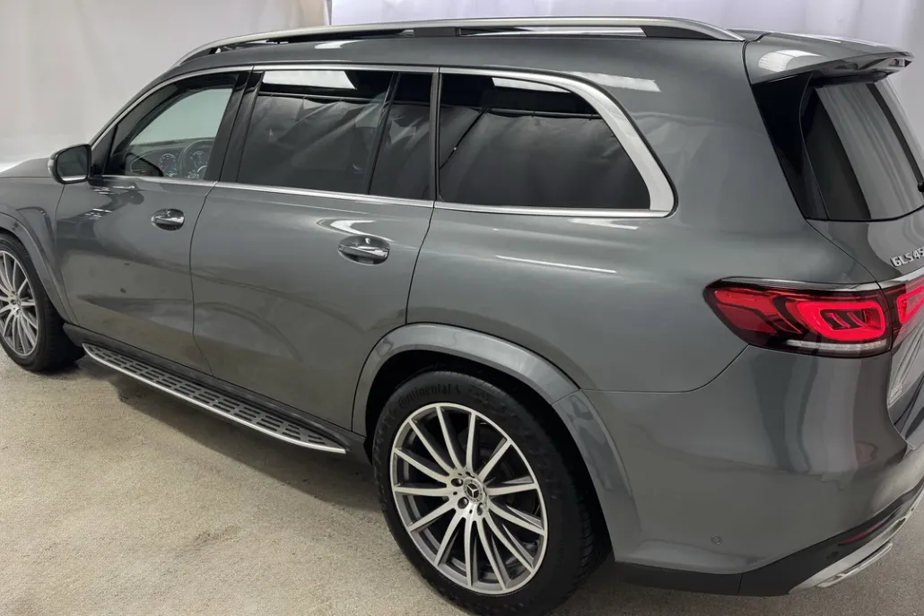 2022 Mercedes Benz GLS 450 4MATIC photo 1