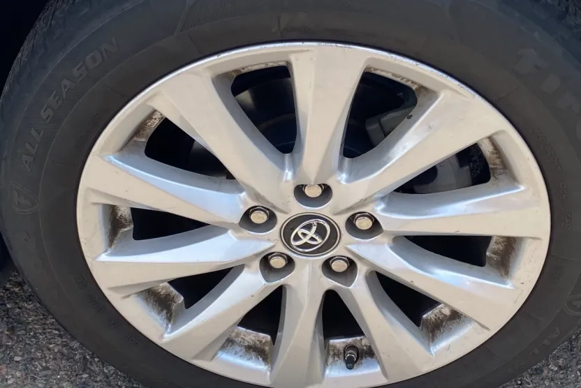 2018 Toyota Camry SE XLE photo 1