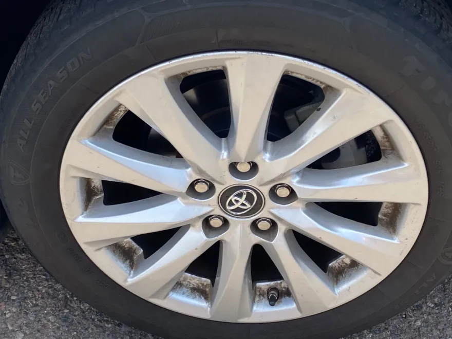 2018 Toyota Camry SE XLE photo 1