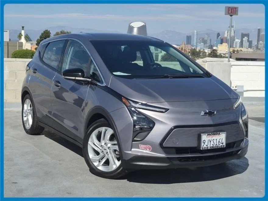 2023 Chevrolet Bolt EV 1LT photo 1