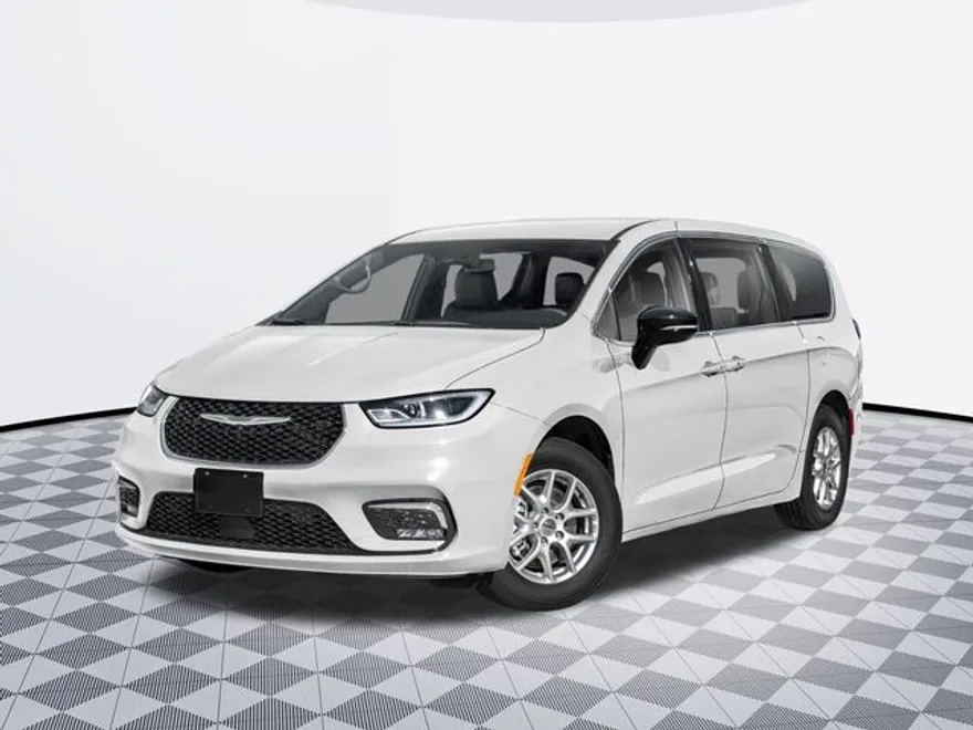 2026 Chrysler Pacifica photo 1