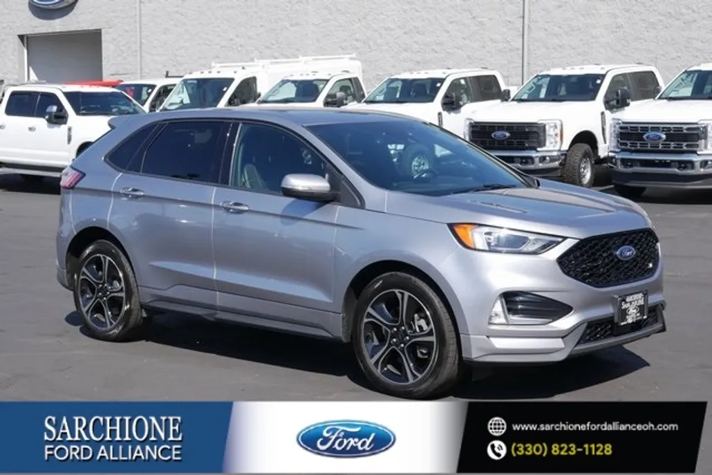 2022 Ford Edge ST photo 1
