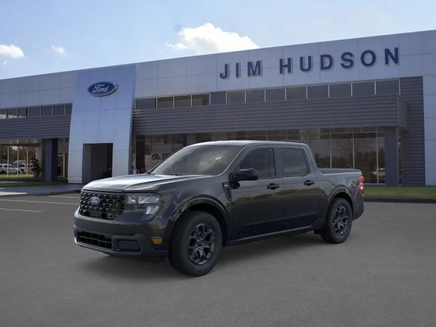 2025 Ford Maverick XLT photo 1