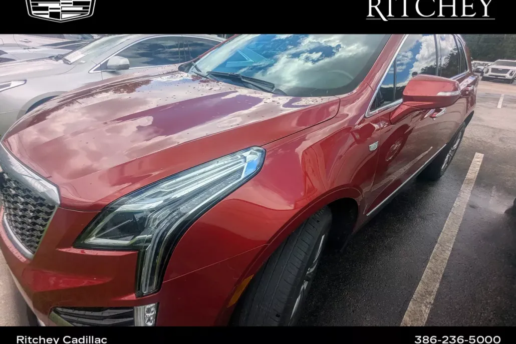 2021 Cadillac XT5 Premium Luxury photo 1