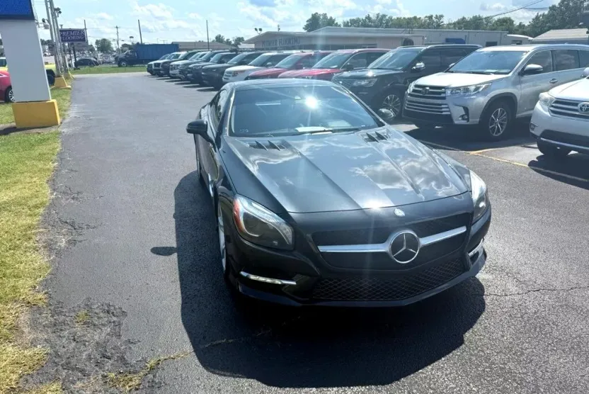 2013 Mercedes Benz SL 550 photo 1