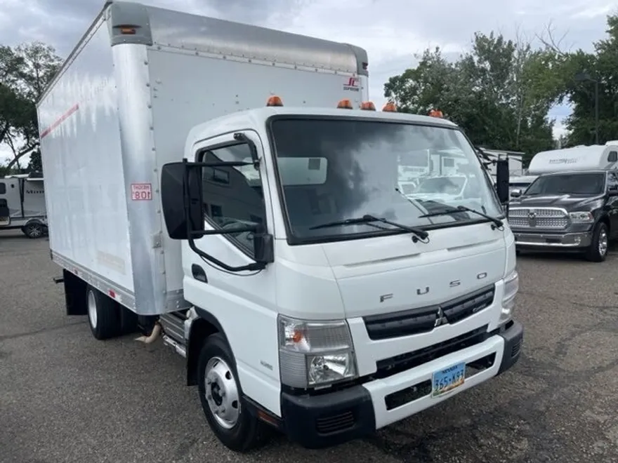 2014 Mitsubishi Fuso FEC72S photo 1