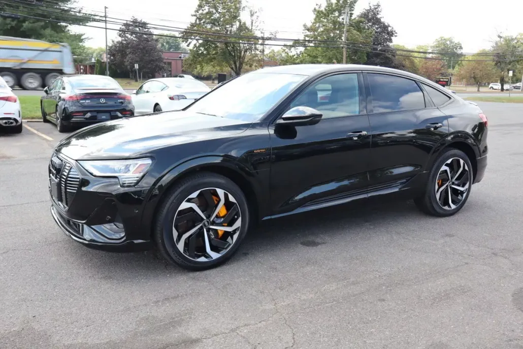 2022 Audi e-tron Sportback S line Premium Plus photo 1