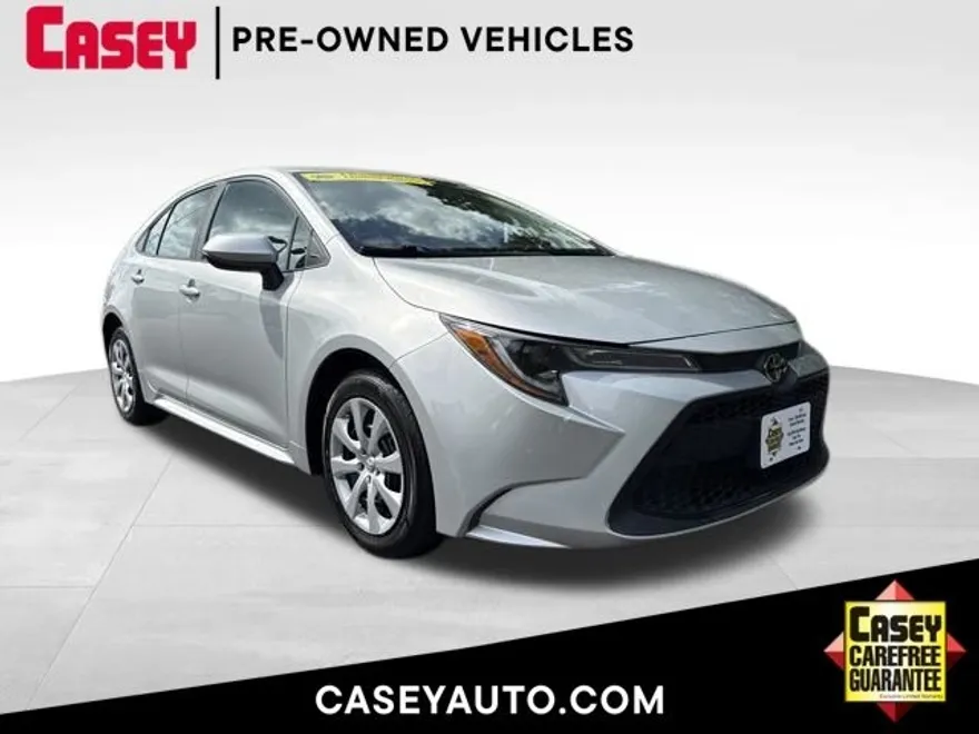 2022 Toyota Corolla LE photo 1