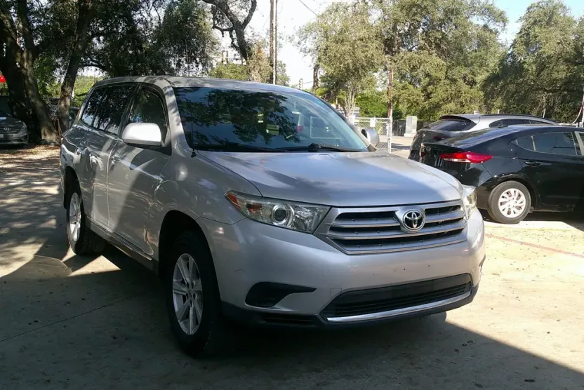 2012 Toyota Highlander Base Hybrid photo 1