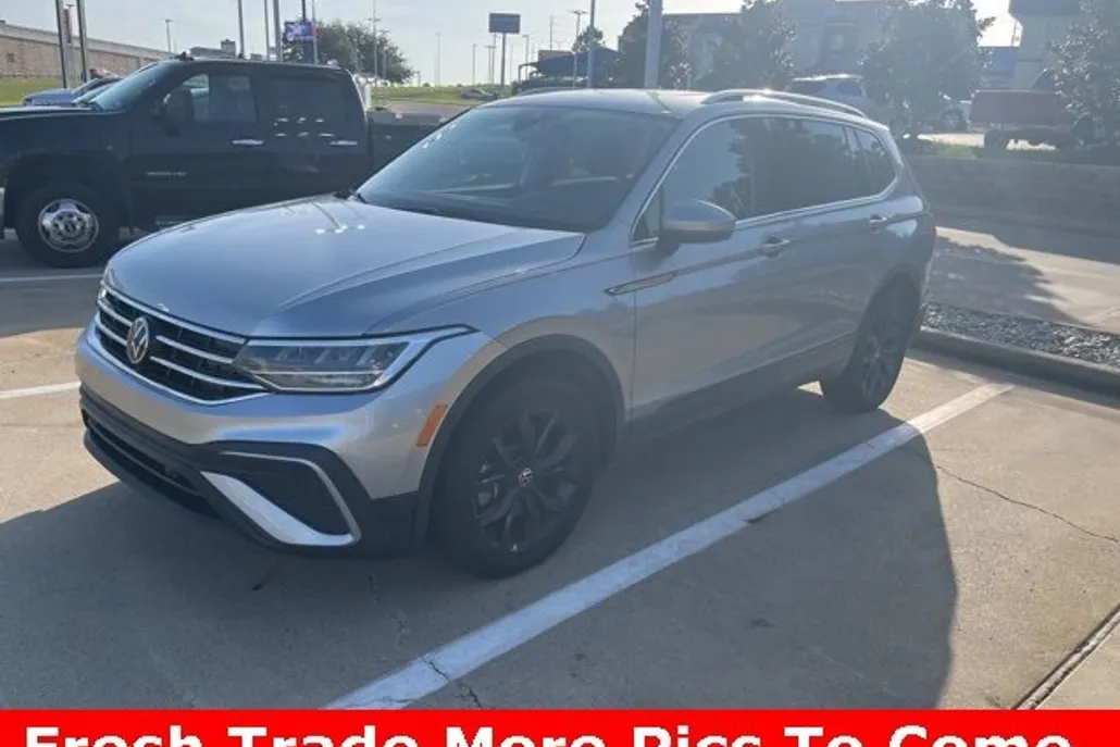 2024 Volkswagen Tiguan SE Wolfsburg Edition photo 1