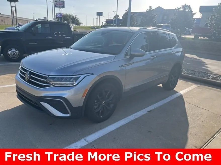 2024 Volkswagen Tiguan SE Wolfsburg Edition photo 1