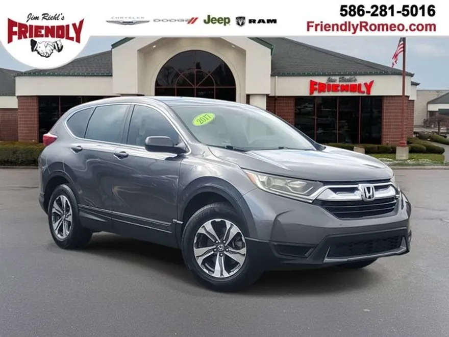 2017 Honda CR-V LX photo 1