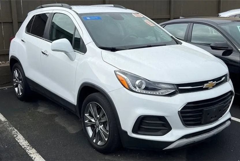 2019 Chevrolet Trax LT photo 1