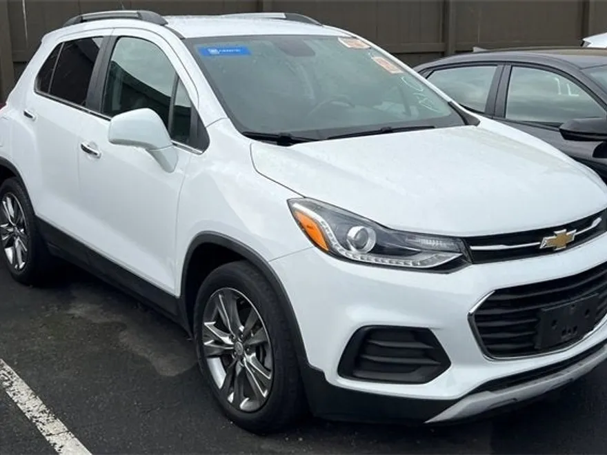 2019 Chevrolet Trax LT photo 1