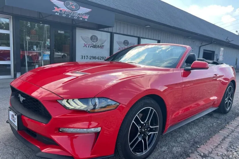 2022 Ford Mustang EcoBoost Premium photo 1