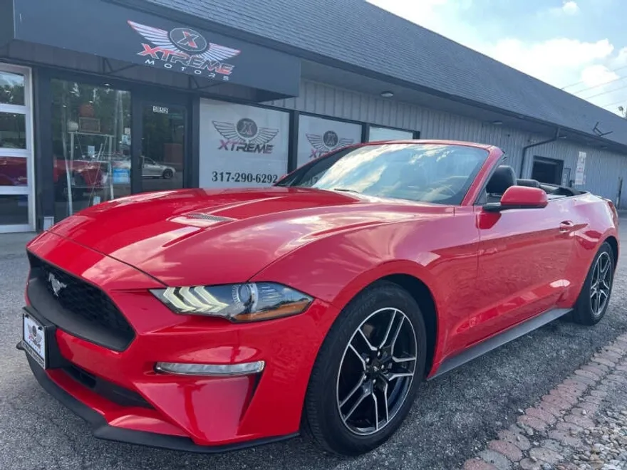 2022 Ford Mustang EcoBoost Premium photo 1