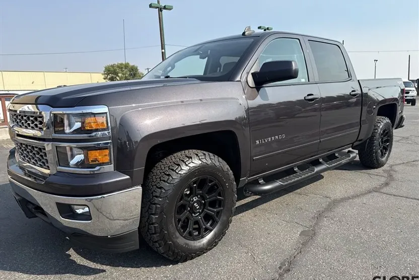 2015 Chevrolet Silverado 1500 LT photo 1