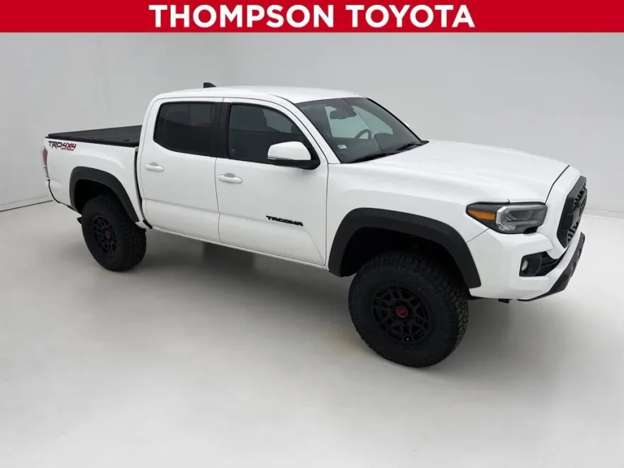 2023 Toyota Tacoma 4x4 Double Cab photo 1