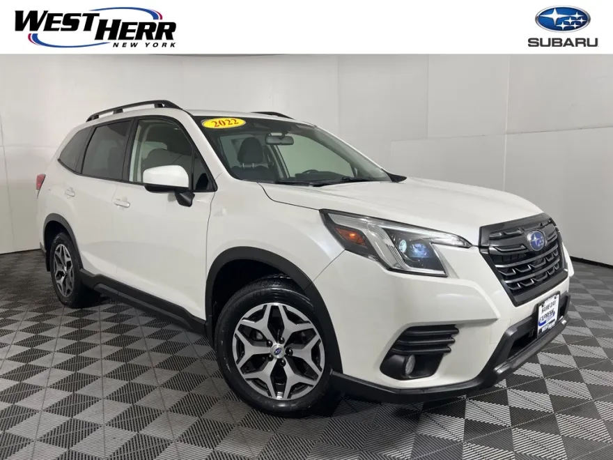 2022 Subaru Forester Premium photo 1