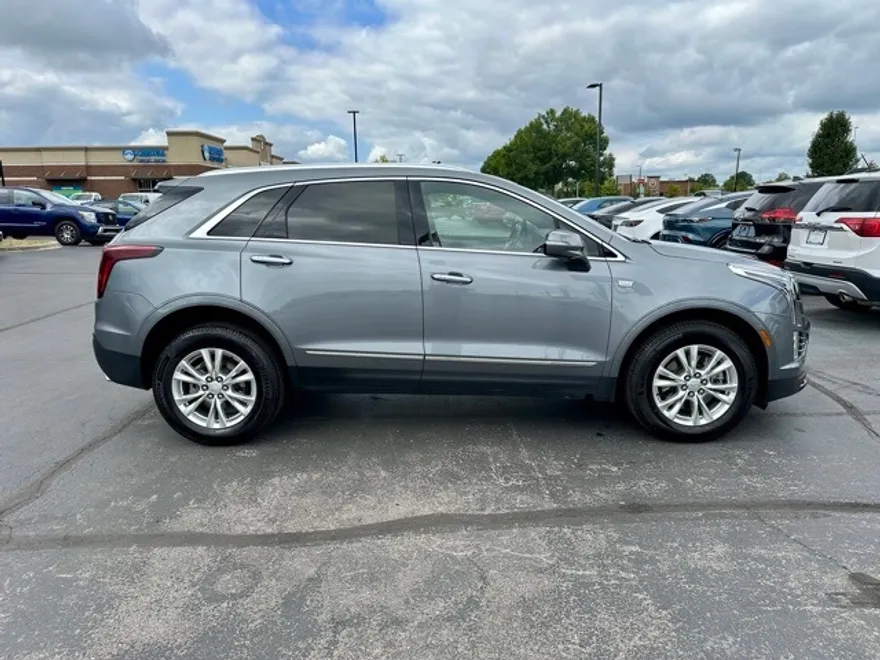 2021 Cadillac XT5 Luxury photo 1