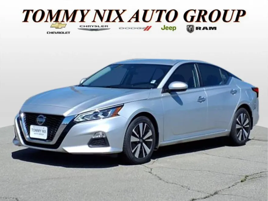 2022 Nissan Altima 2.5 SV photo 1
