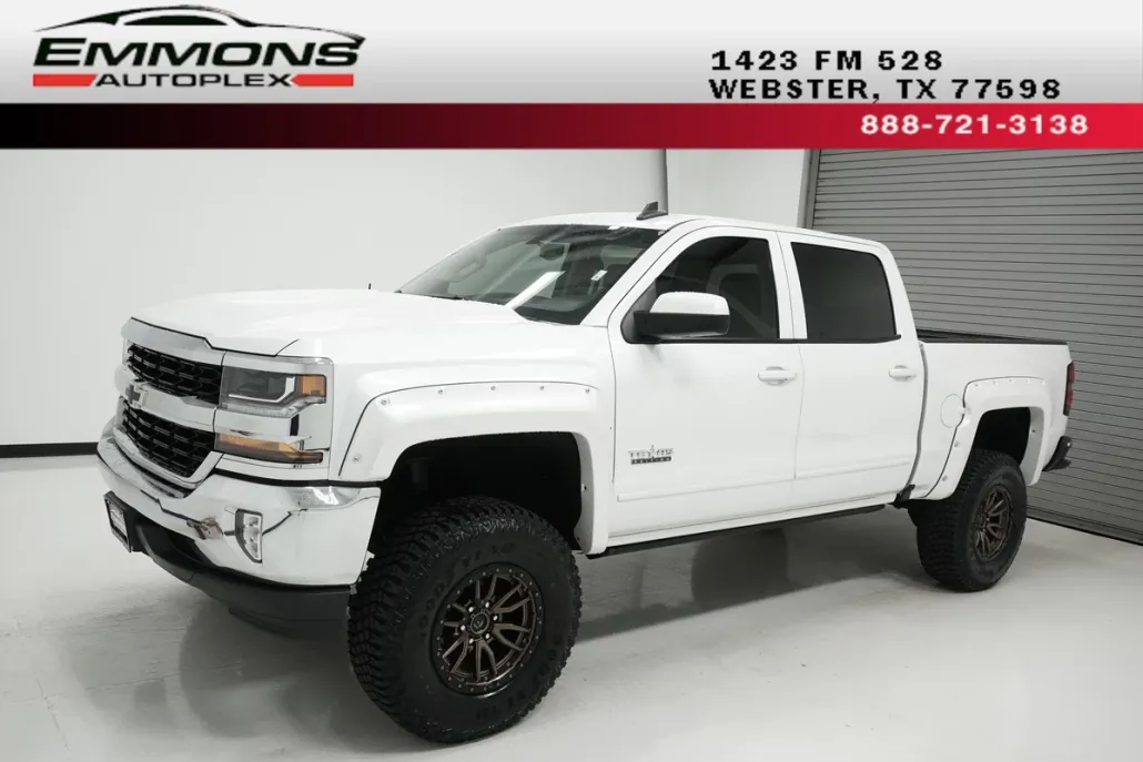 2018 Chevrolet Silverado 1500 LT photo 1