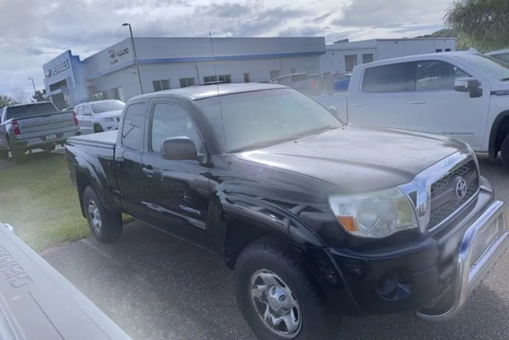 2011 Toyota Tacoma 4x4 Access Cab photo 1