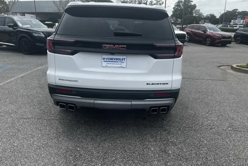 2025 Gmc Acadia Elevation photo 1