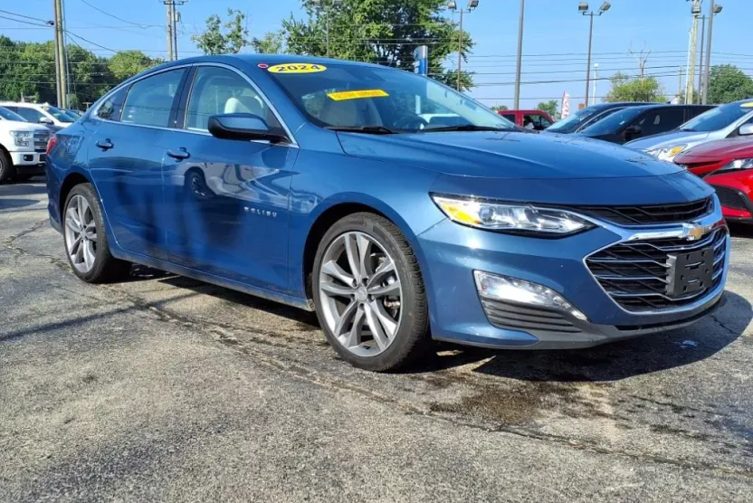 2024 Chevrolet Malibu Premier 2LT photo 1