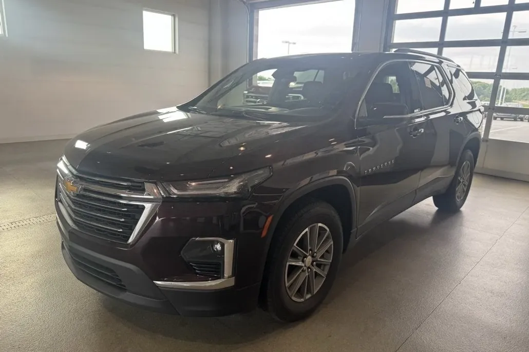 2023 Chevrolet Traverse Cloth photo 1