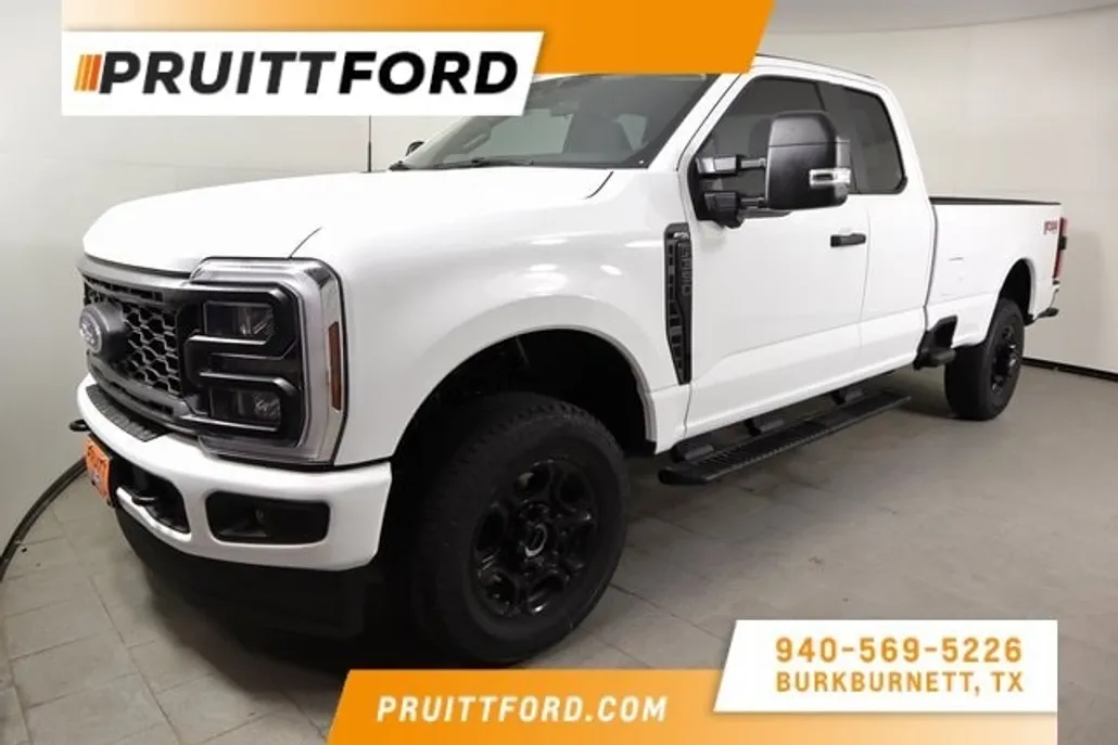 2025 Ford F-350 XL photo 1