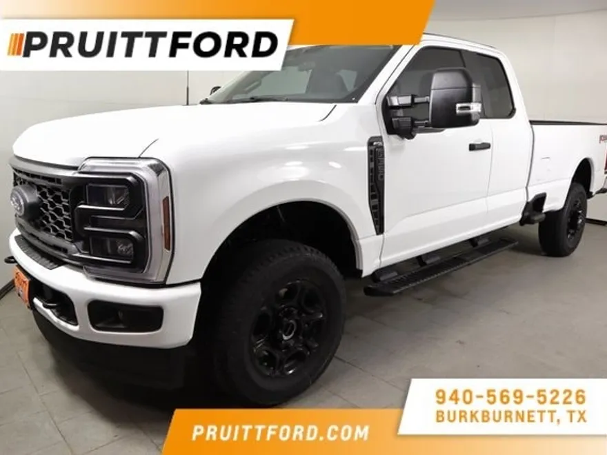2025 Ford F-350 XL photo 1