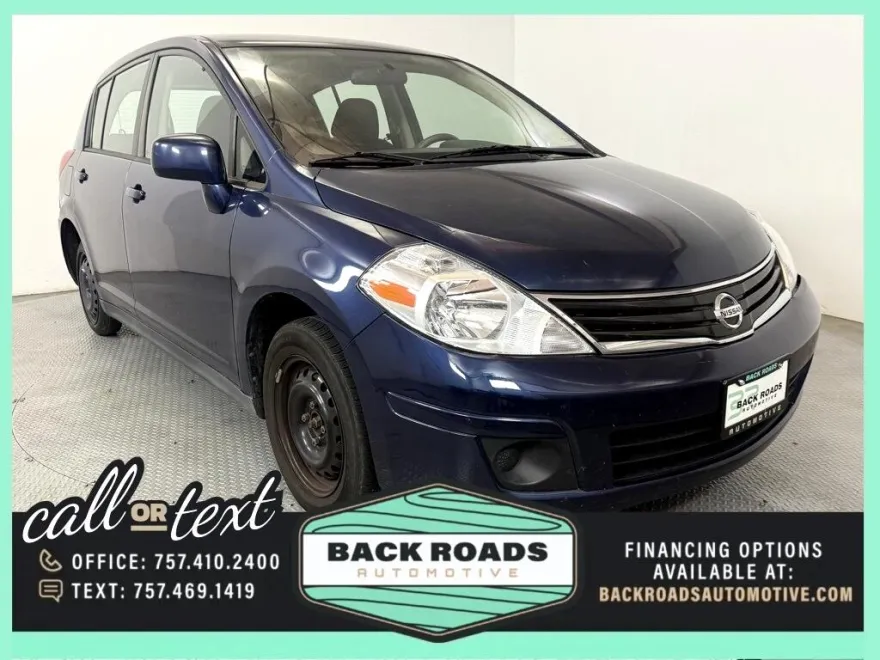 2012 Nissan Versa 1.8 S photo 1