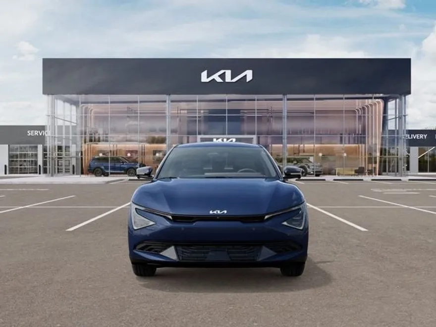 2025 Kia EV6 Light photo 1