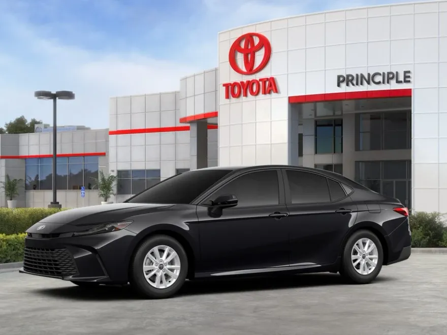 2026 Toyota Camry LE photo 1
