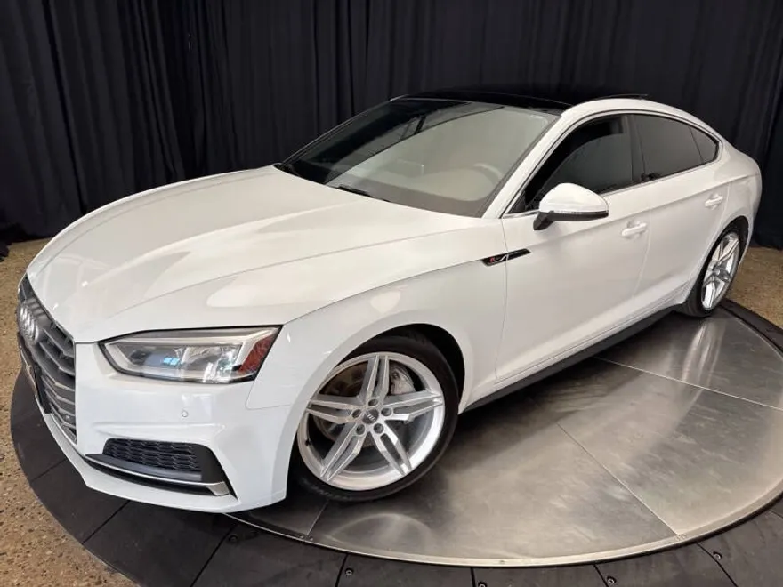 2018 Audi A5 2.0T Quattro Premium Plus photo 1