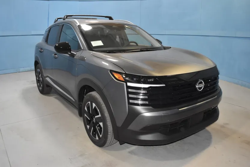 2026 Nissan Kicks SV photo 1