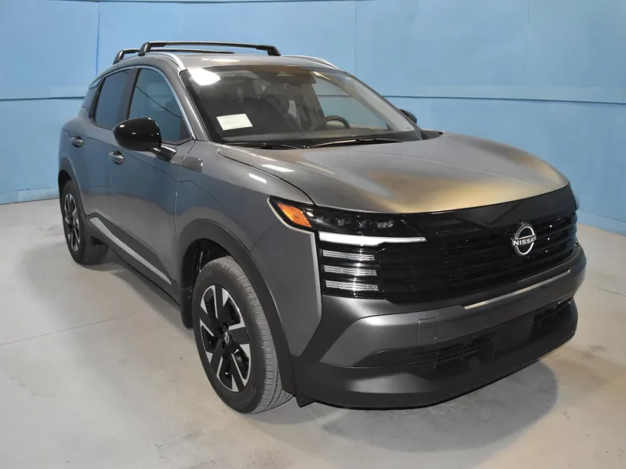 2026 Nissan Kicks SV photo 1