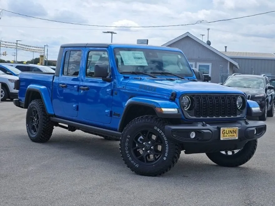 2025 Jeep Gladiator Willys photo 1
